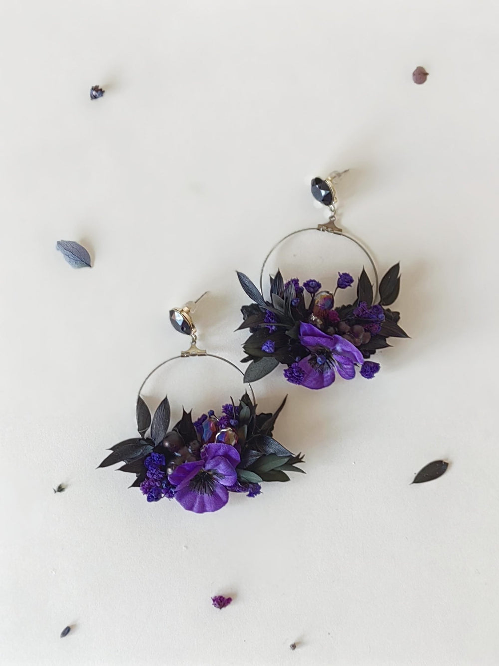 Purple Flower Circle Earrings: Gothic Wedding Jewelry – handmade floral hair accessory by magaela