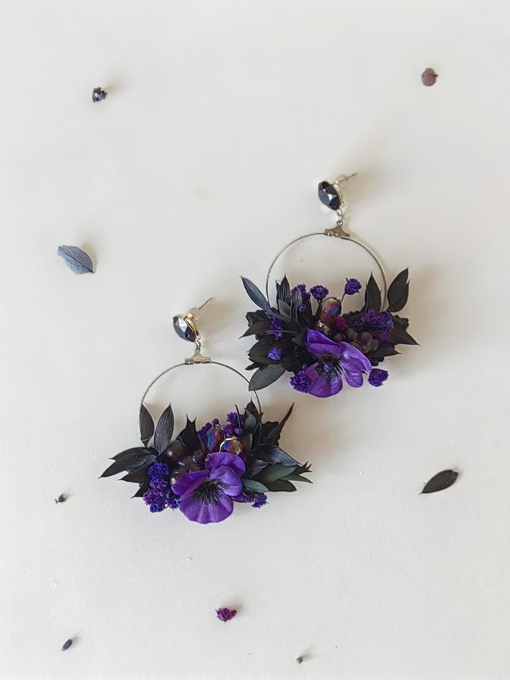 Purple Flower Circle Earrings: Gothic Wedding Jewelry – handmade floral hair accessory by magaela