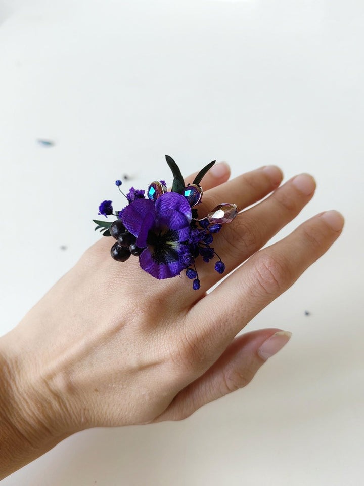 Purple Flower Ring: Boho Gothic Wedding Jewelry, Adjustable Ring – handmade floral hair accessory by magaela