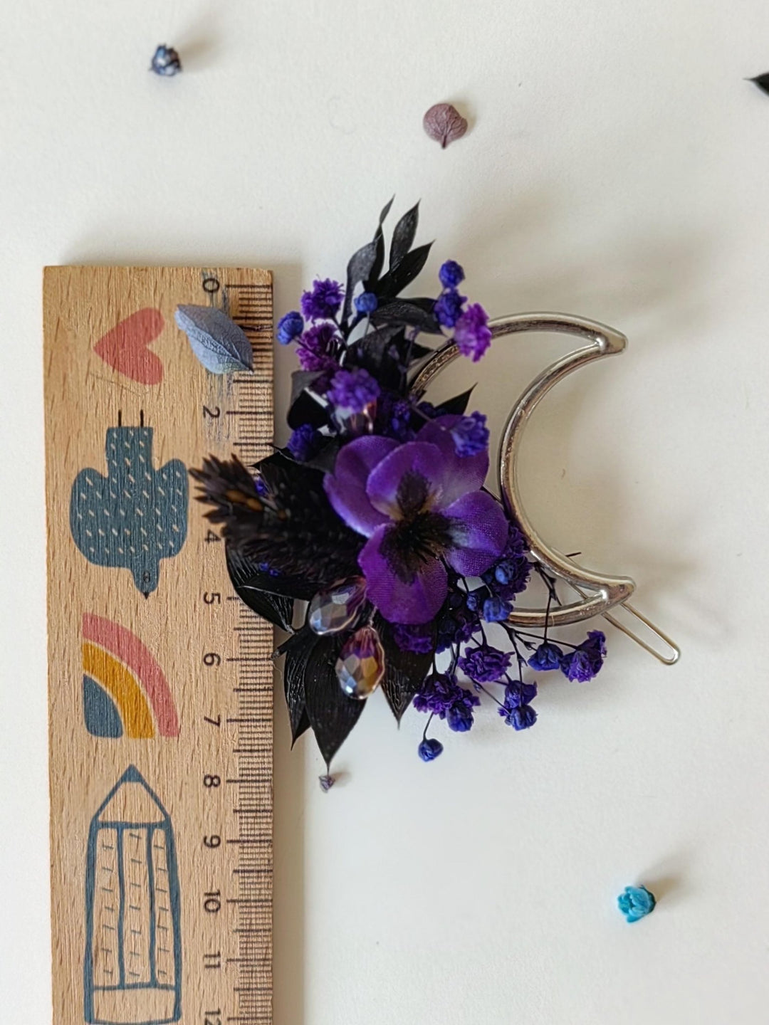 Halloween Moon Hair Clip: Purple Flower Gothic Wedding Accessory – handmade floral hair accessory by magaela