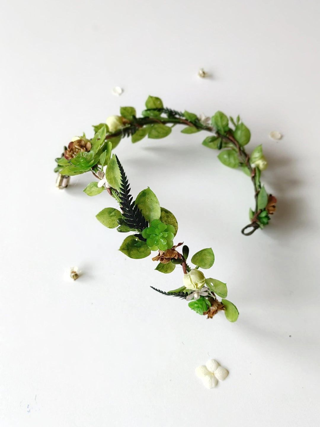 Green Elven Tiara: Succulent Fairytale Crown – handmade floral hair accessory by magaela