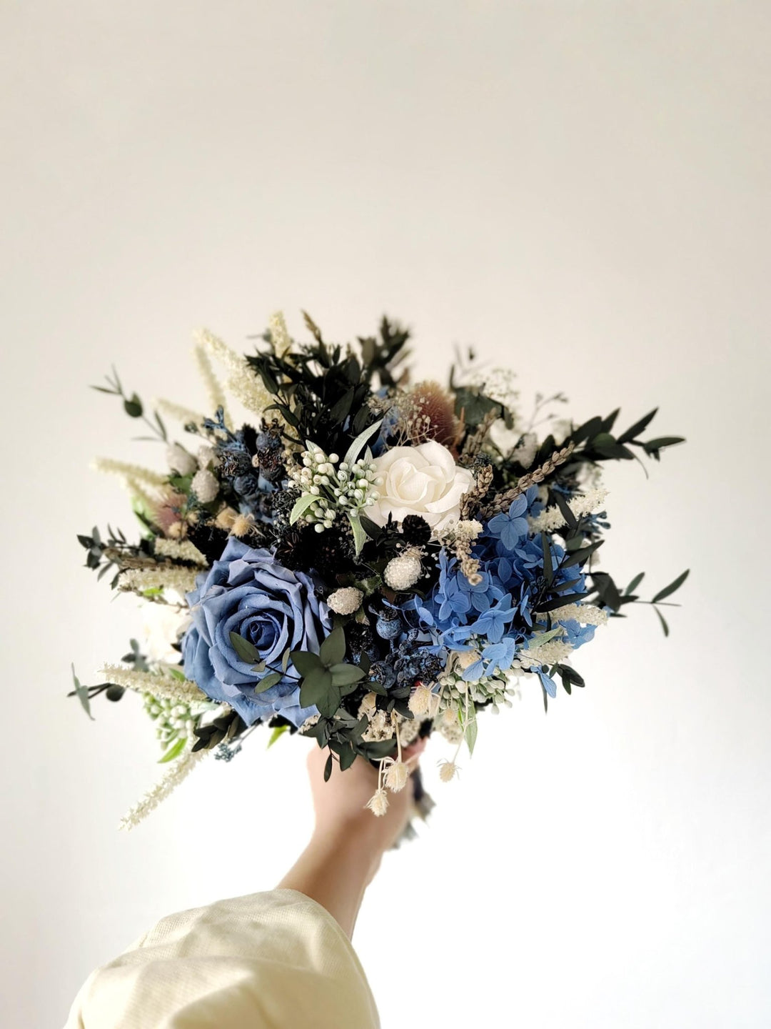 Blue Rose Bouquet: Gothic Wedding, Autumn Bridal Bouquet – handmade floral hair accessory by magaela