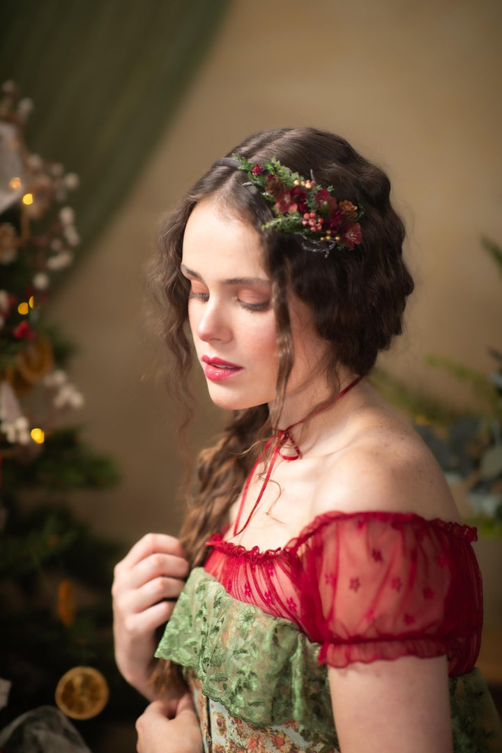Burgundy Christmas Headband: Woodland Pine Cone & Berry Headpiece – handmade floral hair accessory by magaela