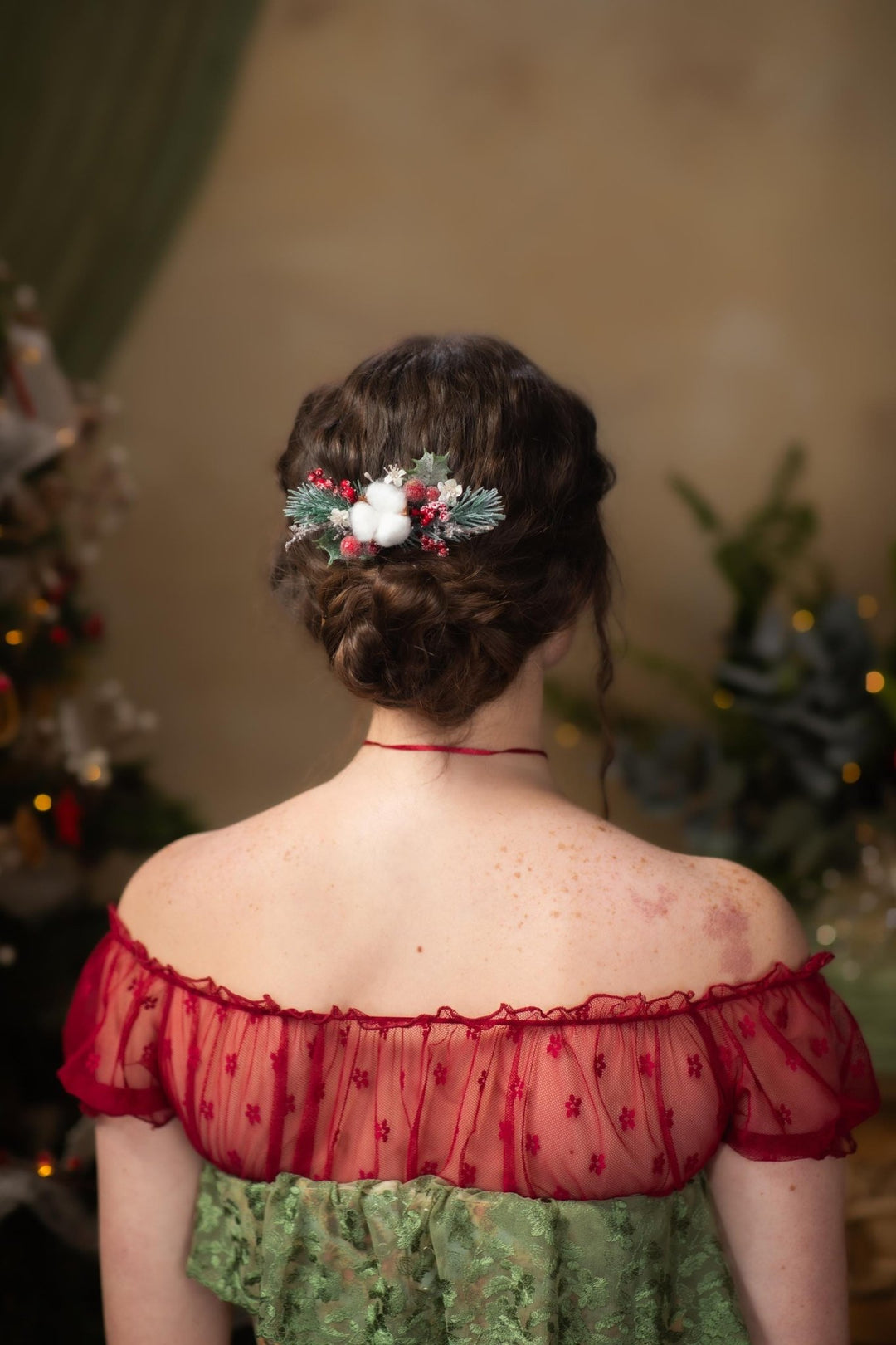 Winter Wedding Hair Comb – Christmas Cotton Flower & Red Berry Hairpiece – handmade floral hair accessory by magaela