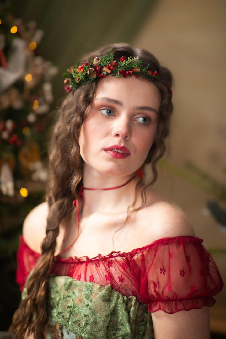 Red Berry Christmas Hair Wreath: Woodland Winter Headpiece – handmade floral hair accessory by magaela