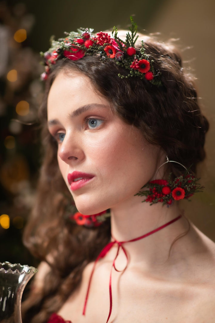 Red Christmas Headband: Poppy Flower & Berry Headpiece – handmade floral hair accessory by magaela