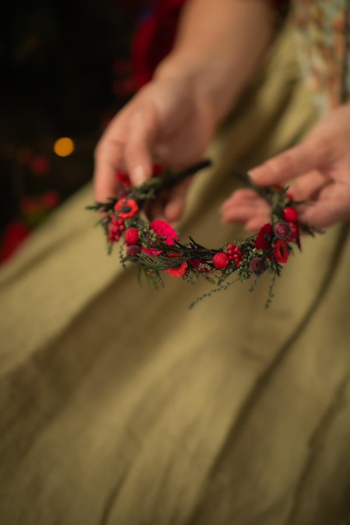 Red Christmas Headband: Poppy Flower & Berry Headpiece – handmade floral hair accessory by magaela