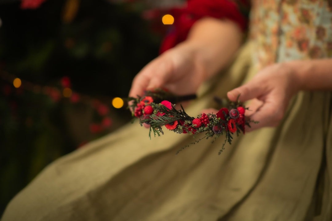 Red Christmas Headband: Poppy Flower & Berry Headpiece – handmade floral hair accessory by magaela