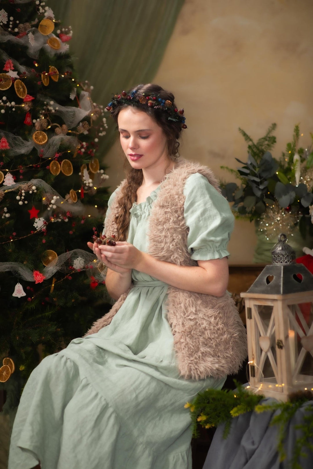 Woodland Christmas Hair half Wreath: Winter Wedding Headpiece – handmade floral hair accessory by magaela