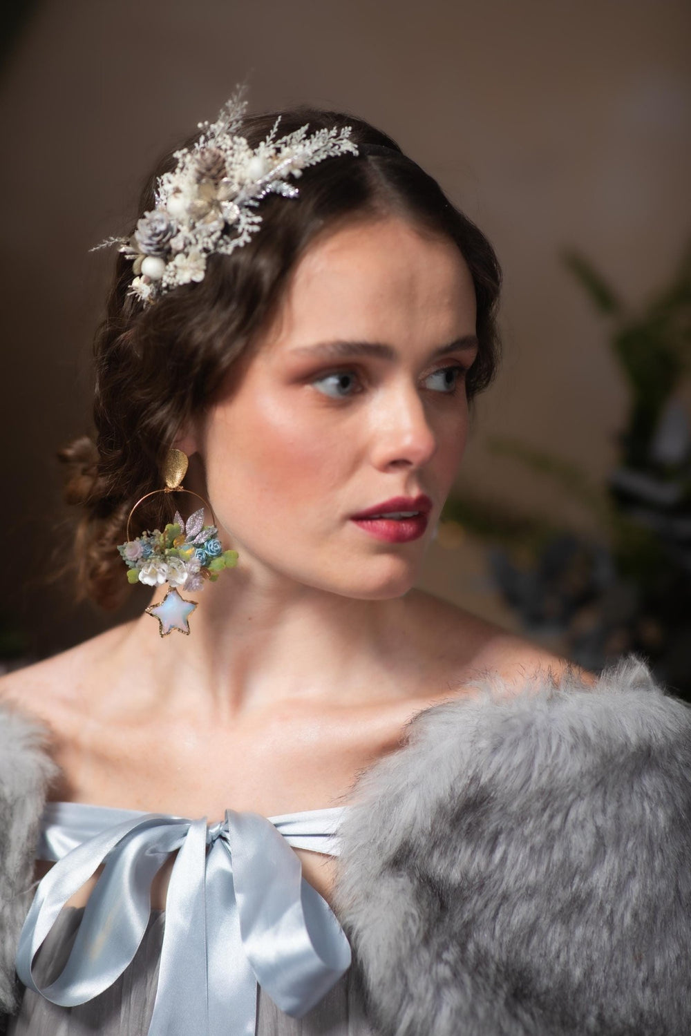 Silver Pine Cone Headband: Winter Christmas Party Headpiece – handmade floral hair accessory by magaela