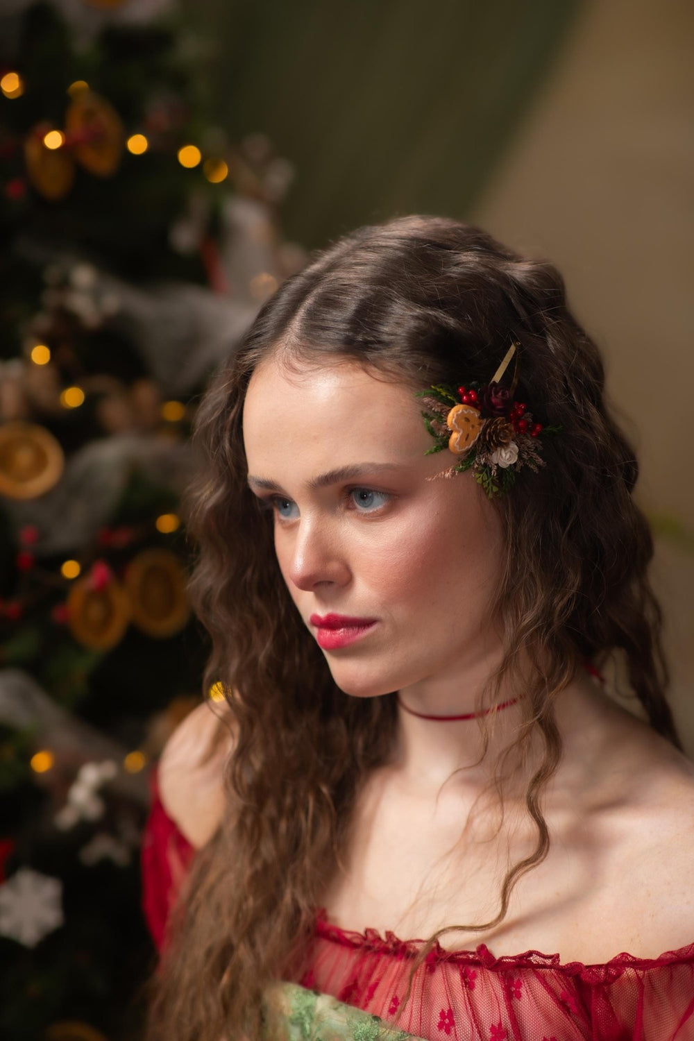 Christmas Flower Hair Clip: Gingerbread Heart, Winter Wedding Accessory – handmade floral hair accessory by magaela