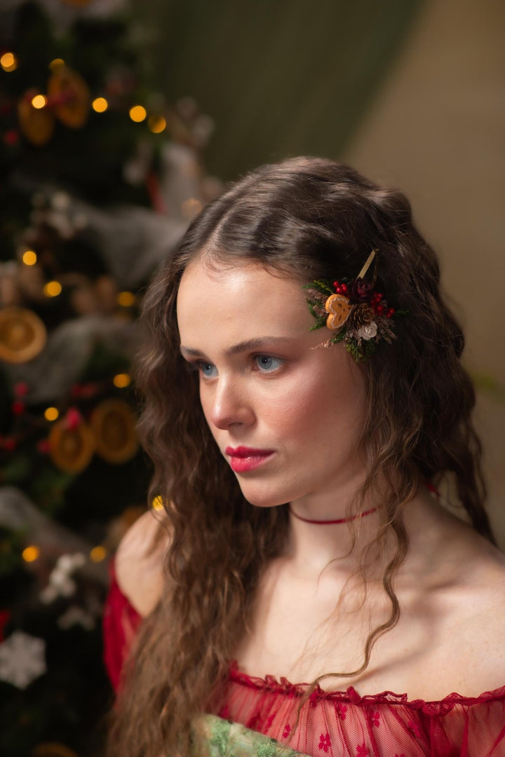 Christmas Flower Hair Clip: Gingerbread Heart, Winter Wedding Accessory – handmade floral hair accessory by magaela