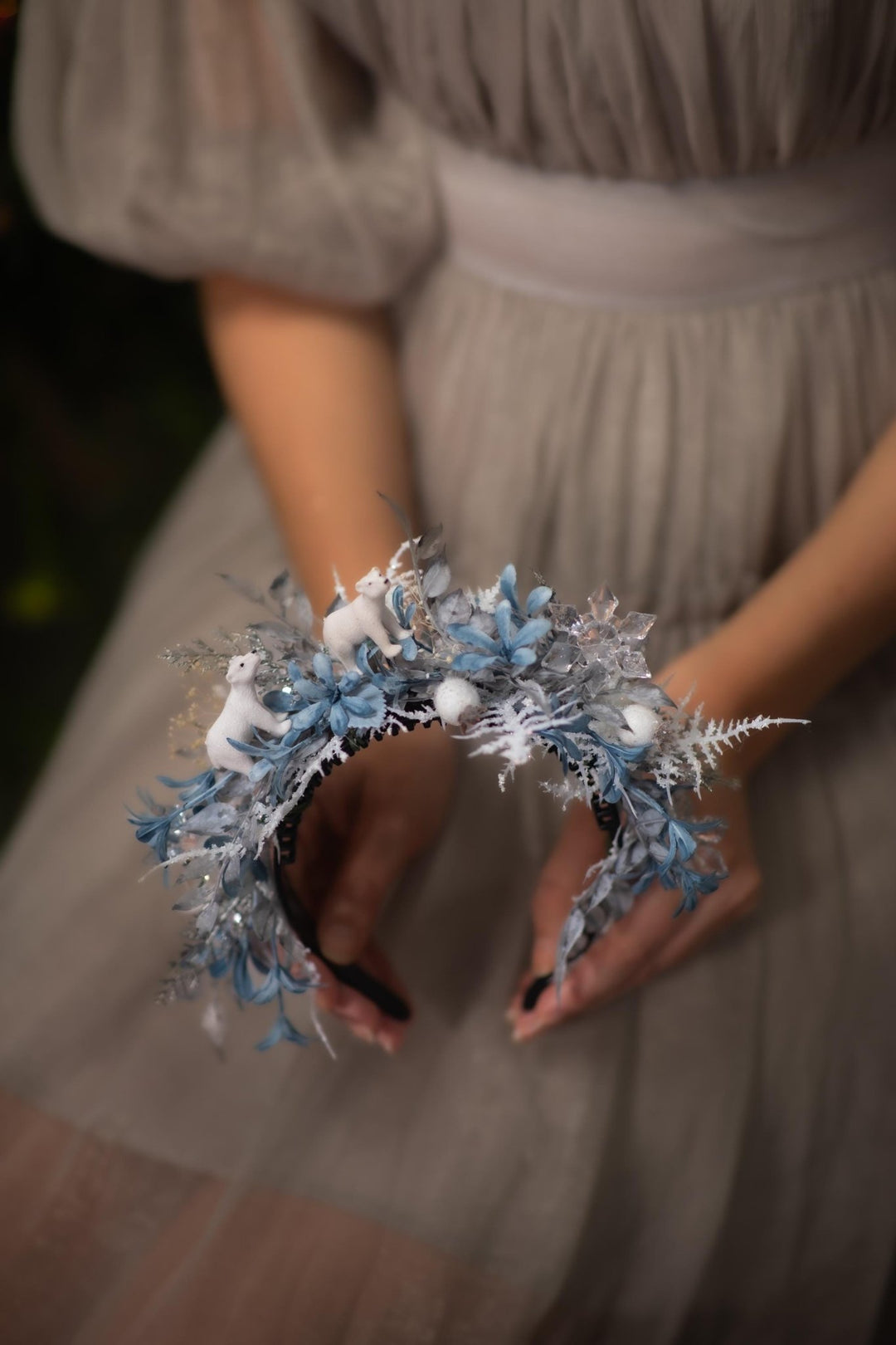Polar Bear Winter Headband: Blue & White Christmas Headpiece – handmade floral hair accessory by magaela