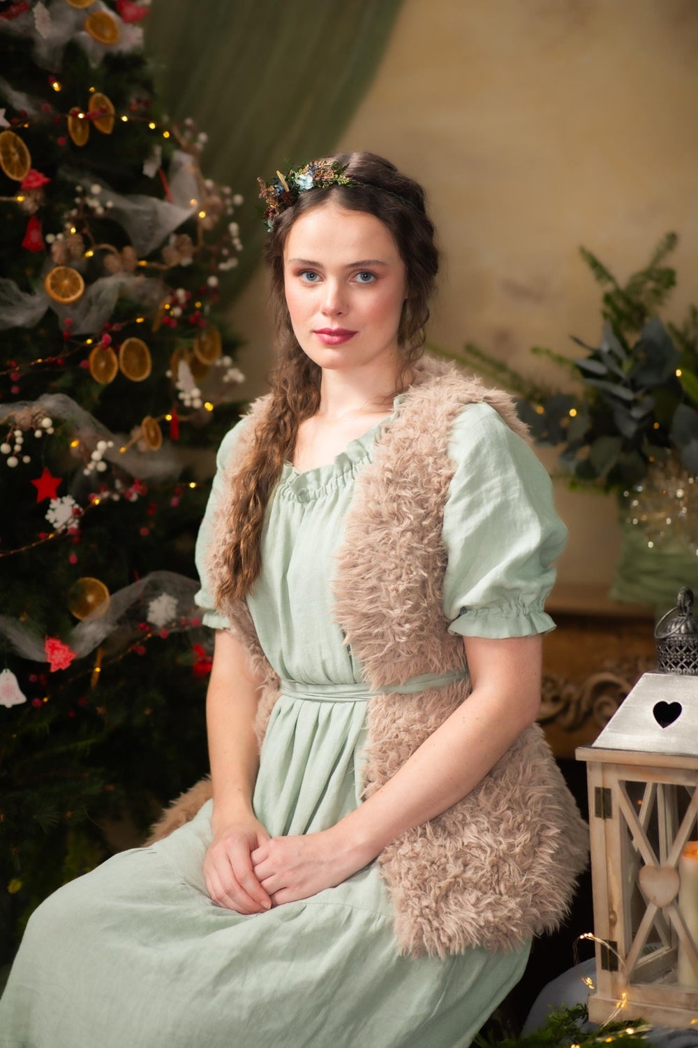 Winter Woodland Hair Wreath: Christmas Wedding Headpiece – handmade floral hair accessory by magaela