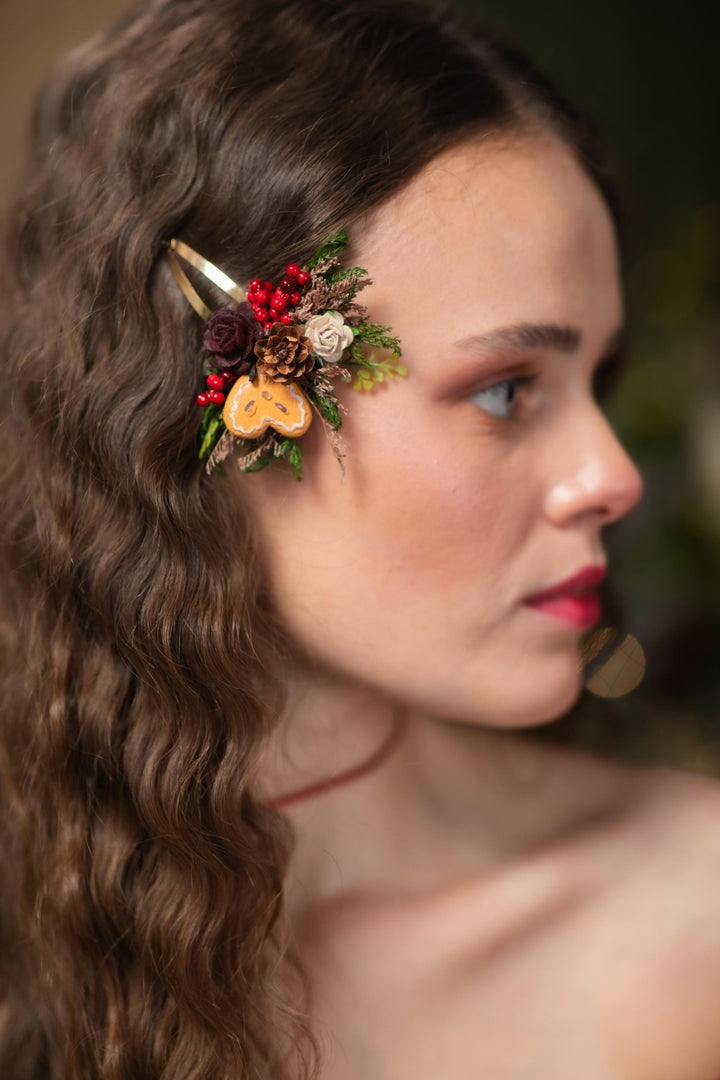 Christmas Flower Hair Clip: Gingerbread Heart, Winter Wedding Accessory – handmade floral hair accessory by magaela