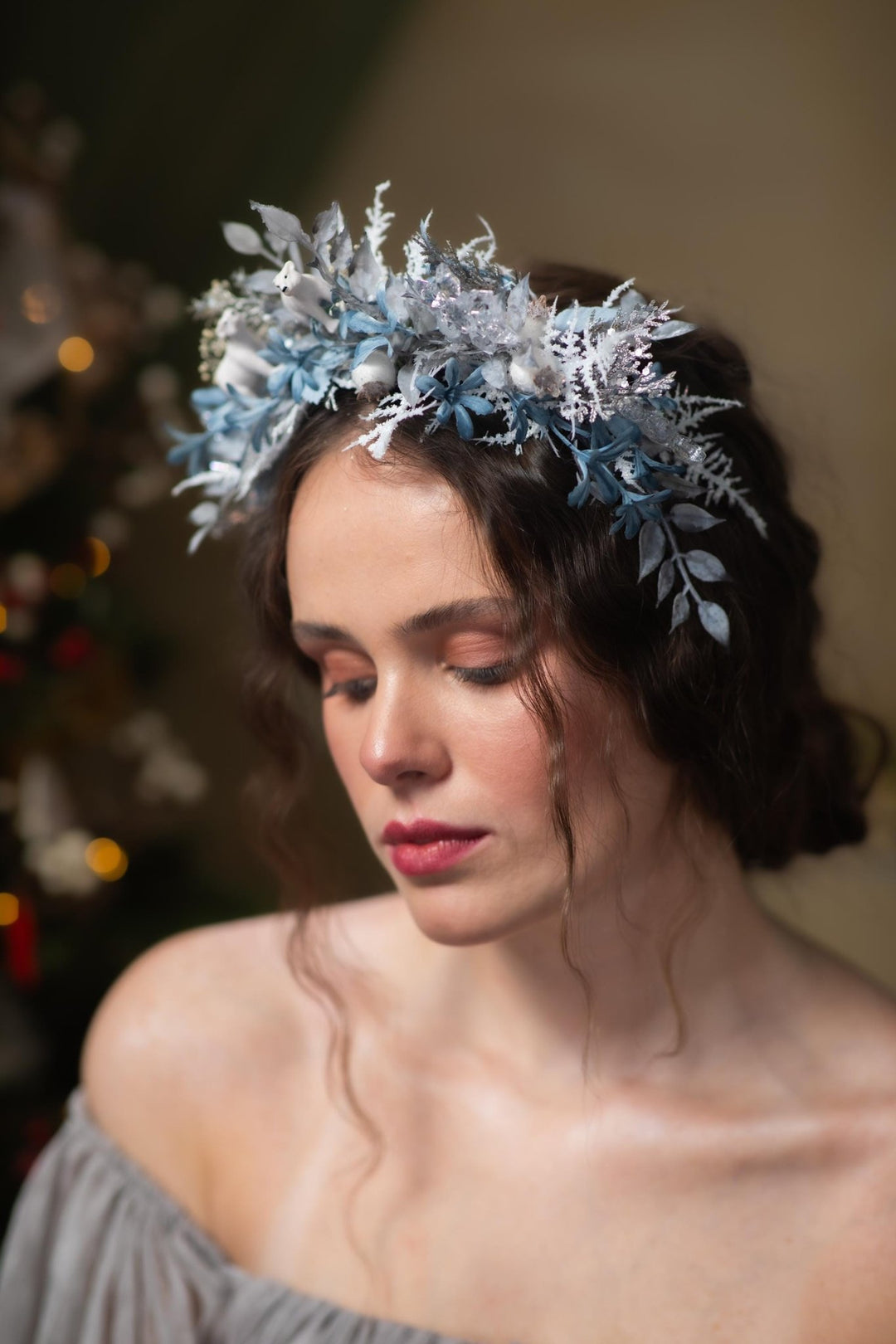 Polar Bear Winter Headband: Blue & White Christmas Headpiece – handmade floral hair accessory by magaela