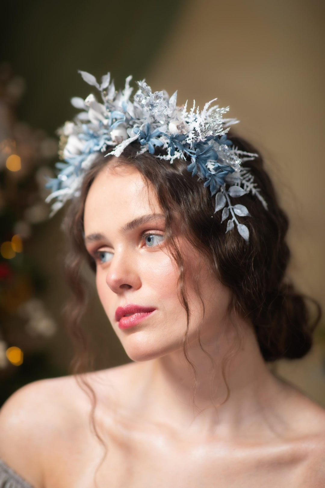Polar Bear Winter Headband: Blue & White Christmas Headpiece – handmade floral hair accessory by magaela