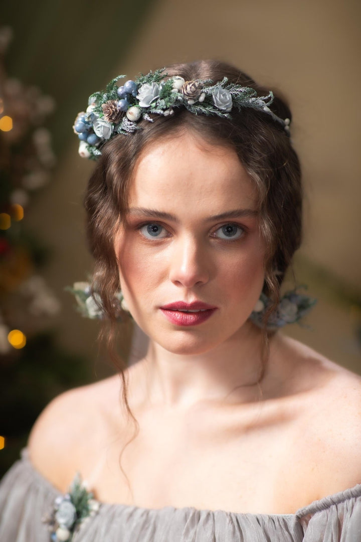 Winter Wedding Hair Wreath: Woodland Pine Cone & Berry Crown – handmade floral hair accessory by magaela