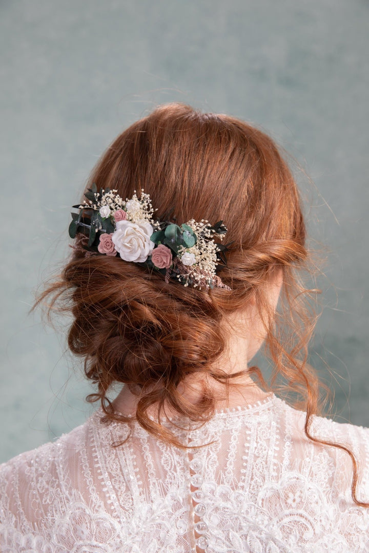 Dusty Pink Rose Bridal Hair Comb: Boho Wedding Headpiece – handmade floral hair accessory by magaela