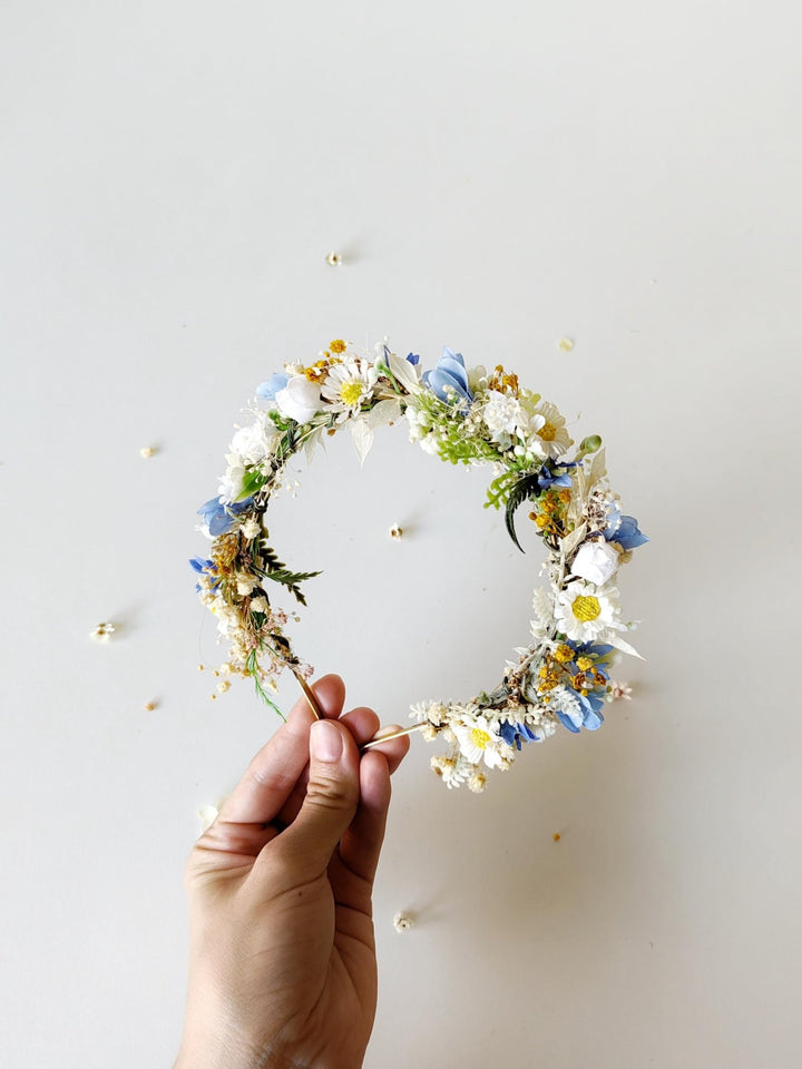 Meadow Flower Headband: White, Blue, & Daisy Bridal Headpiece – handmade floral hair accessory by magaela