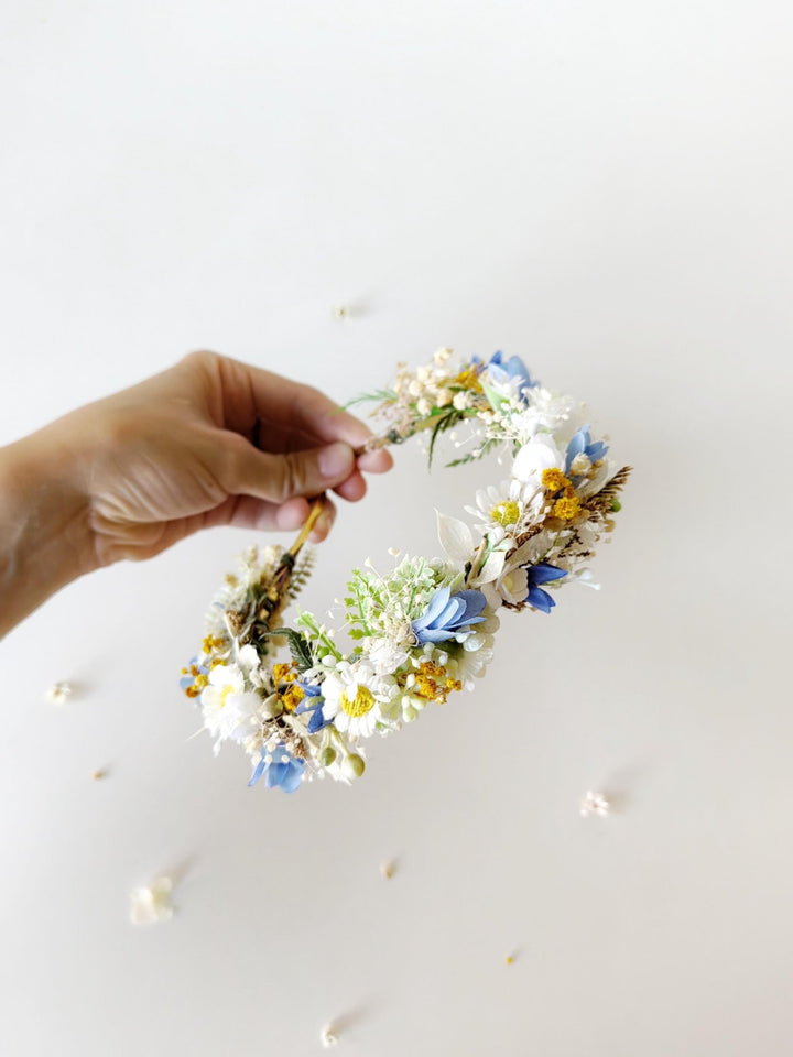 Meadow Flower Headband: White, Blue, & Daisy Bridal Headpiece – handmade floral hair accessory by magaela