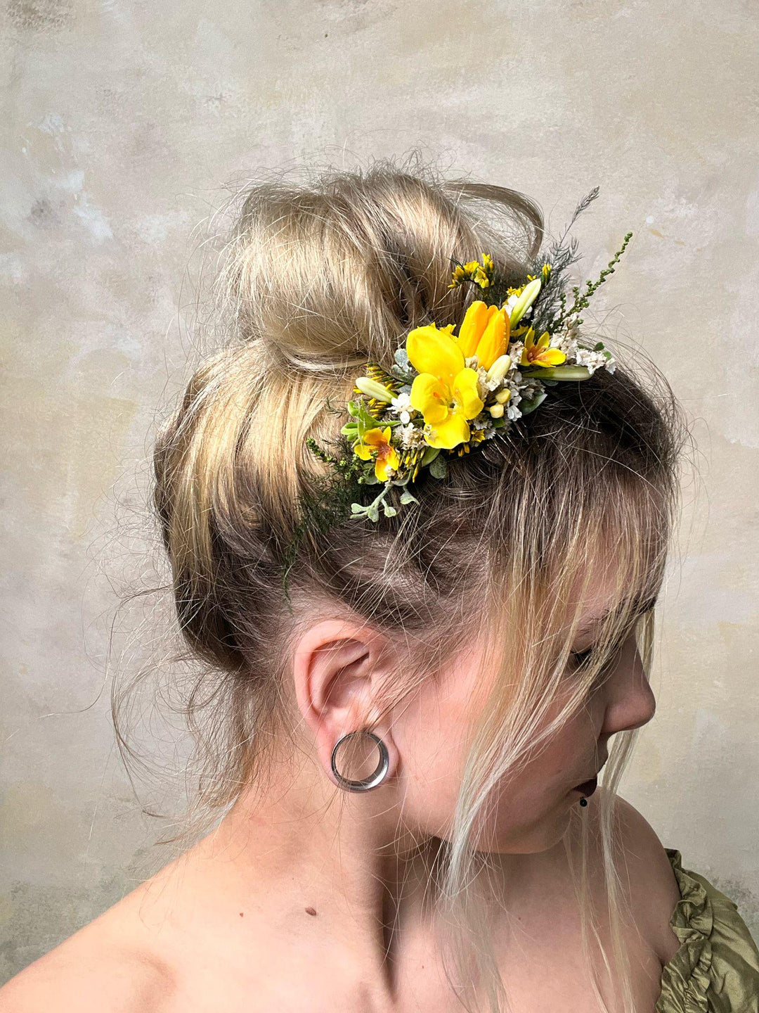 Yellow Flower Hair Comb: Forsythia Tulip Bridal Headpiece – handmade floral hair accessory by magaela