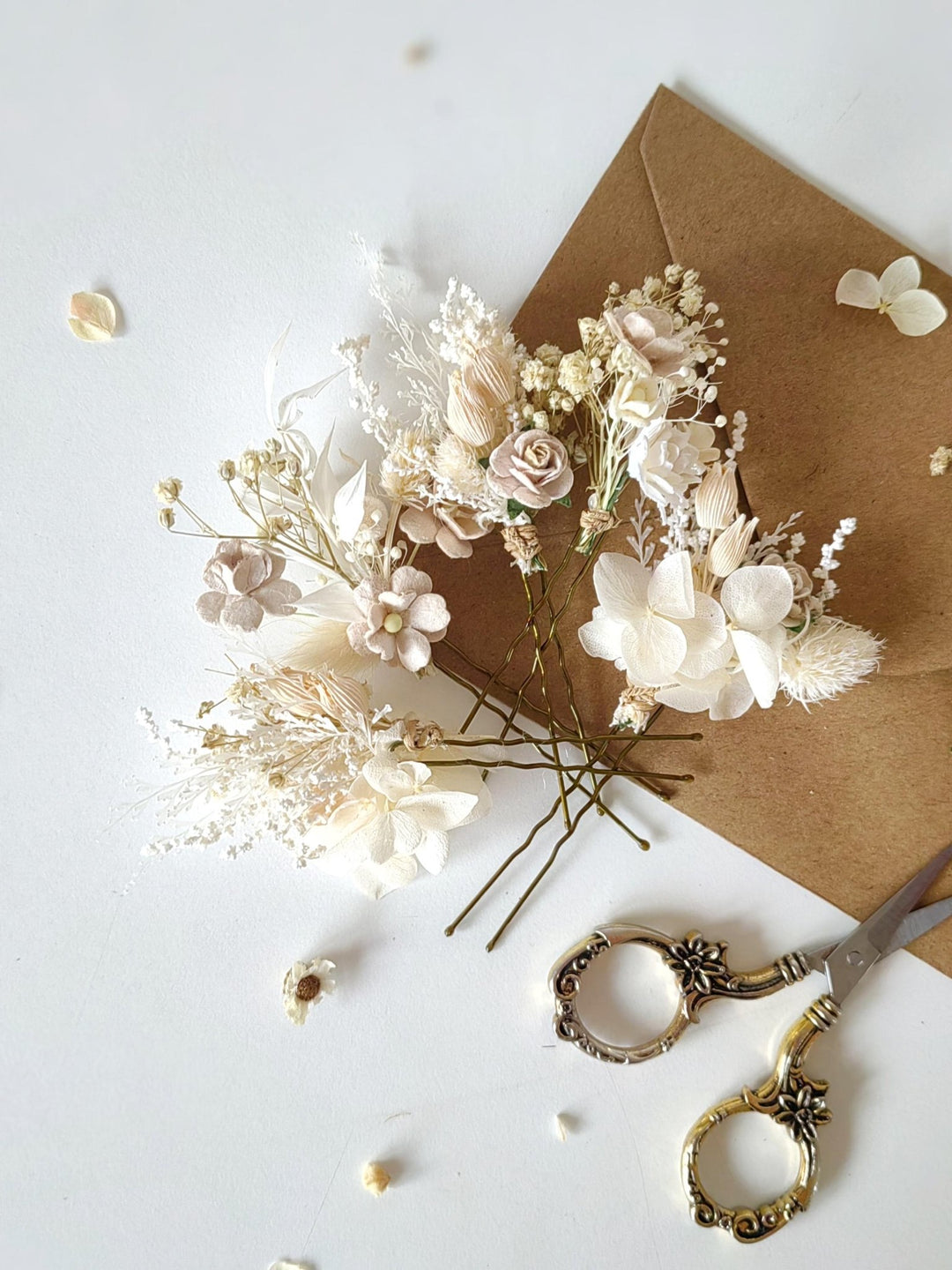 Cream Flower Hairpins: Boho Rustic Wedding Hairstyle – handmade floral hair accessory by magaela