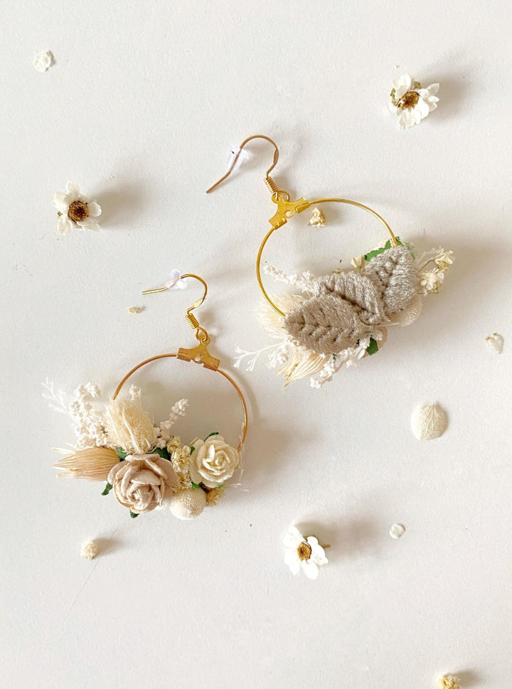 Rustic Flower Hoop Earrings: Beige Bridal Jewelry, 3cm Circle – handmade floral hair accessory by magaela