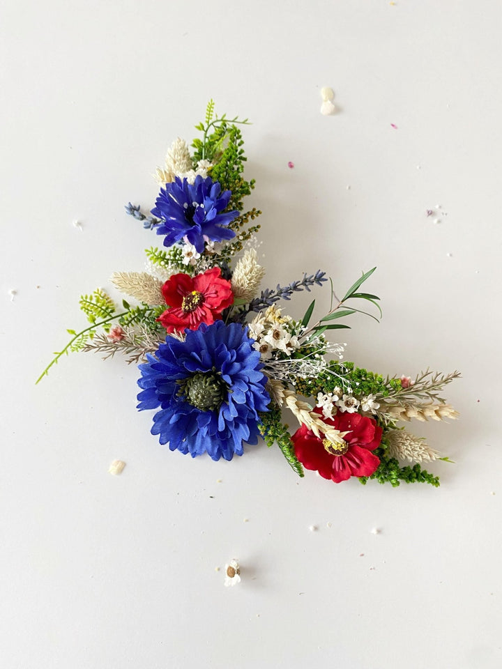 Meadow Wedding Hair Vine: Poppy and Cornflower Bridal Comb – handmade floral hair accessory by magaela