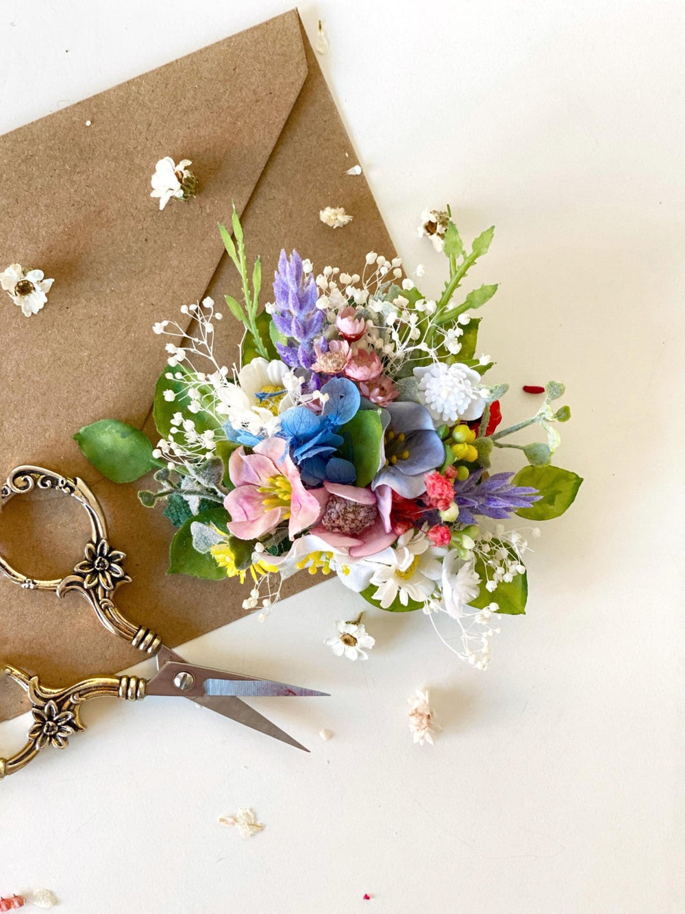Wildflower Wedding Brooch: Romantic Garden Coat Pin – handmade floral hair accessory by magaela