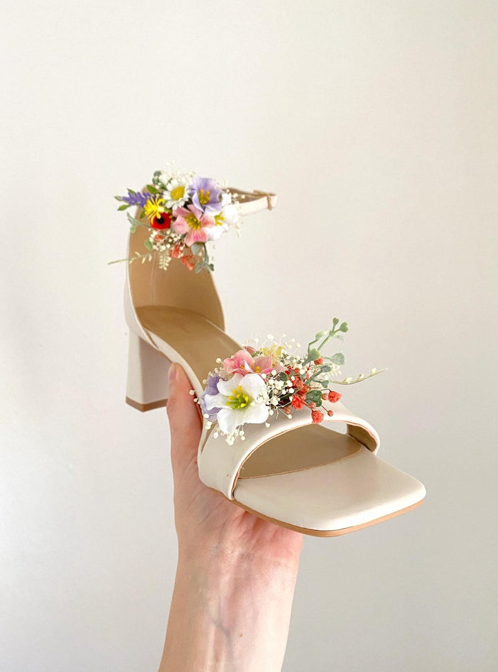 Floral Shoe Clips: Meadow Wildflower Wedding Bridal Accessories – handmade floral hair accessory by magaela