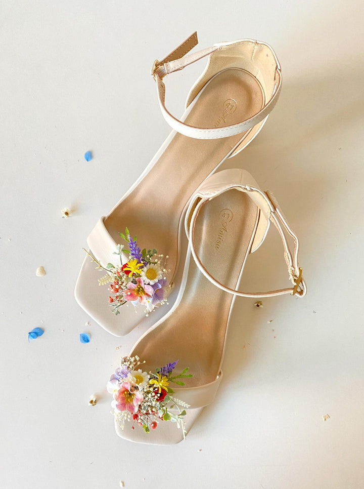 Floral Shoe Clips: Meadow Wildflower Wedding Bridal Accessories – handmade floral hair accessory by magaela