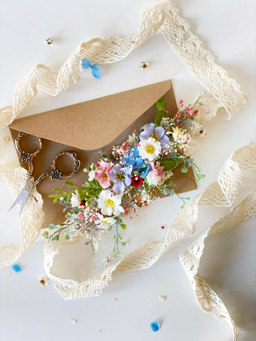 Wildflower Bridal Belt: Colorful Spring Garden Wedding Accessory – handmade floral hair accessory by magaela