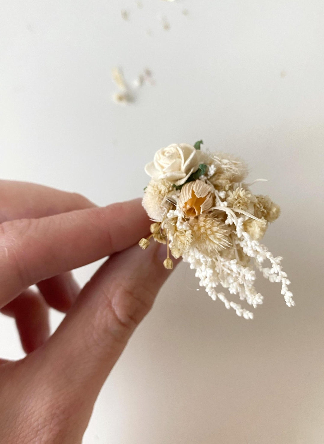 Cream Flower Ring: Rustic Floral Wedding Jewelry – handmade floral hair accessory by magaela