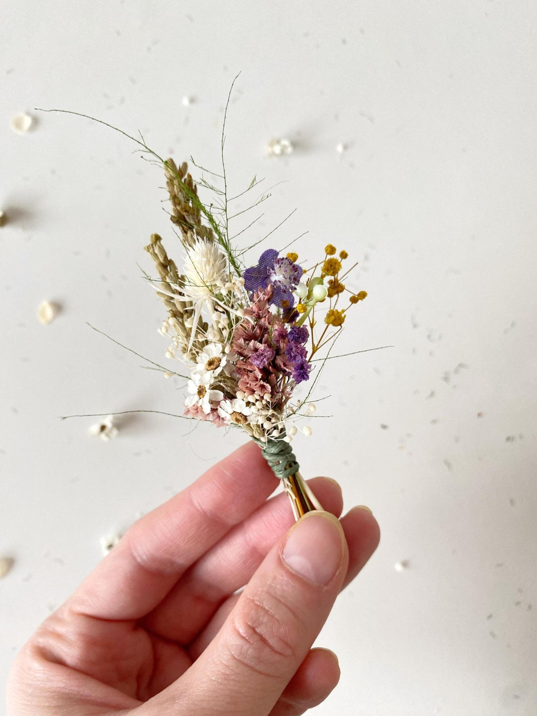 Meadow Flower Boutonniere: Colorful Wildflower Groom Corsage – handmade floral hair accessory by magaela
