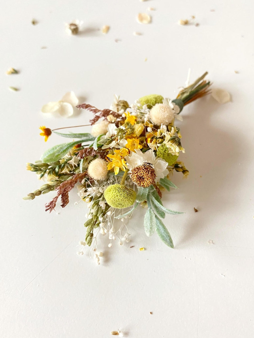 Rustic Flower Boutonniere: Natural Meadow Wedding Corsage – handmade floral hair accessory by magaela