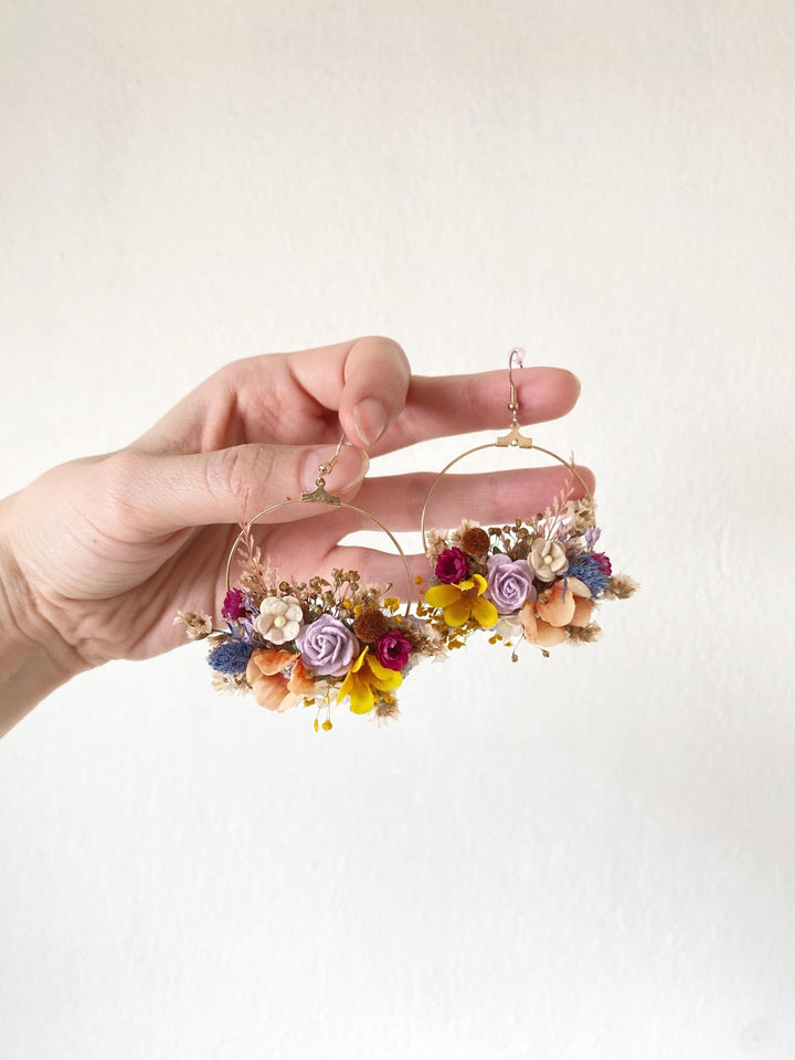 Floral Circle Earrings: Boho Wedding, Summer Garden Design – handmade floral hair accessory by magaela