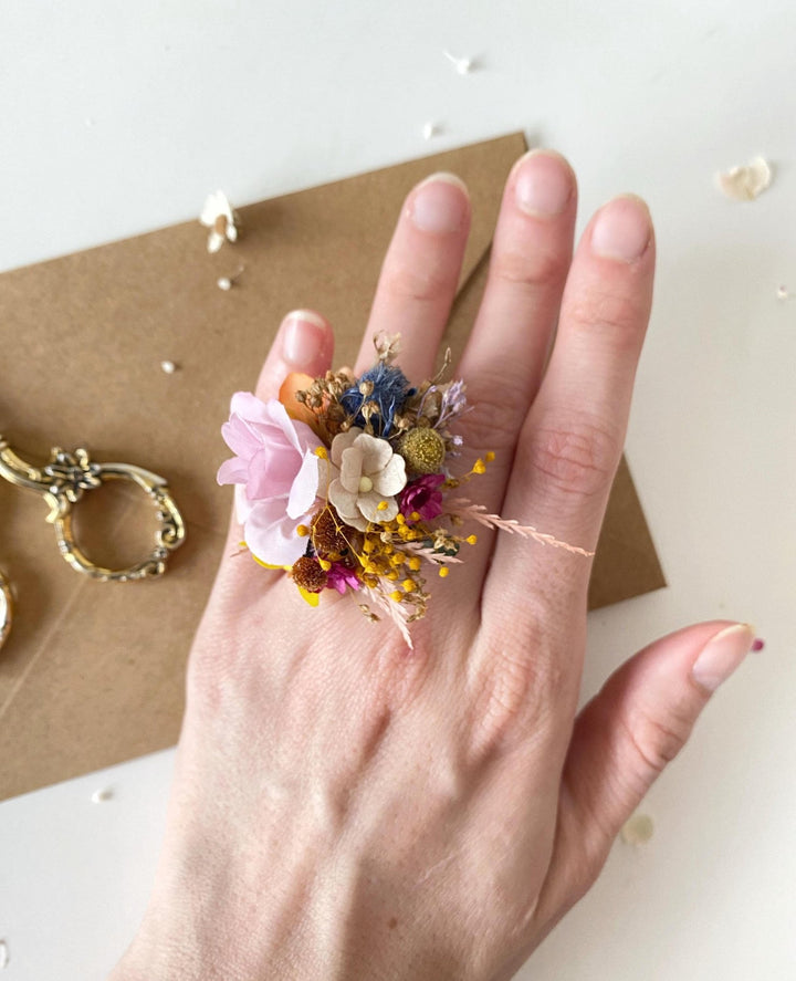 Boho Flower Ring: Colorful Meadow Design, Adjustable Floral Jewelry – handmade floral hair accessory by magaela