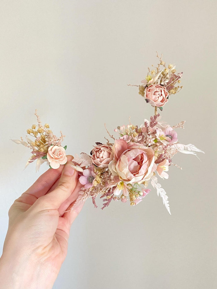 Boho Bridal Hair Vine: Pale Pink Flower Veil, Cottagecore Wedding – handmade floral hair accessory by magaela