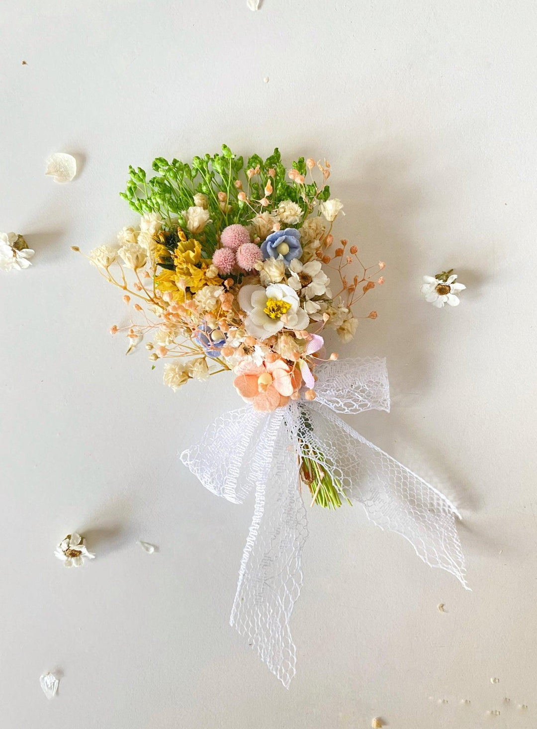 Meadow Flower Boutonniere: Colorful Pastel Wedding Corsage – handmade floral hair accessory by magaela