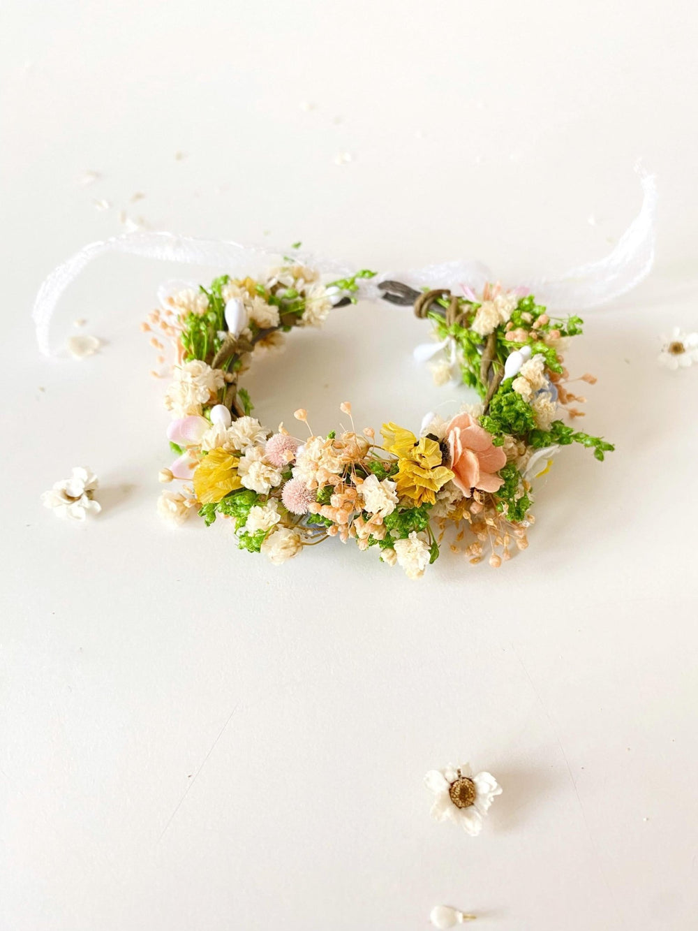 Pastel Flower Bracelet: Romantic Wedding Wrist Corsage – handmade floral hair accessory by magaela