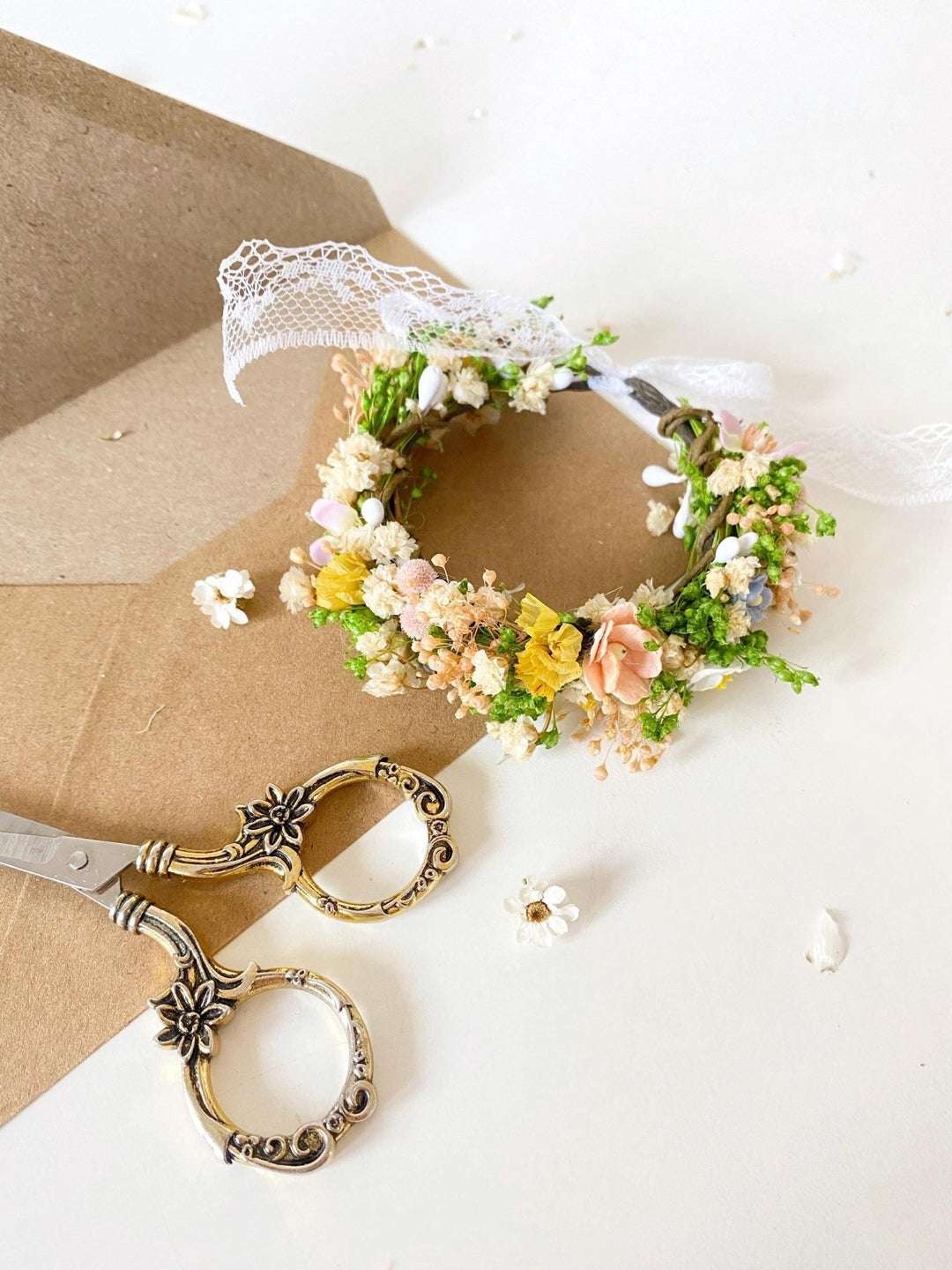 Pastel Flower Bracelet: Romantic Wedding Wrist Corsage – handmade floral hair accessory by magaela