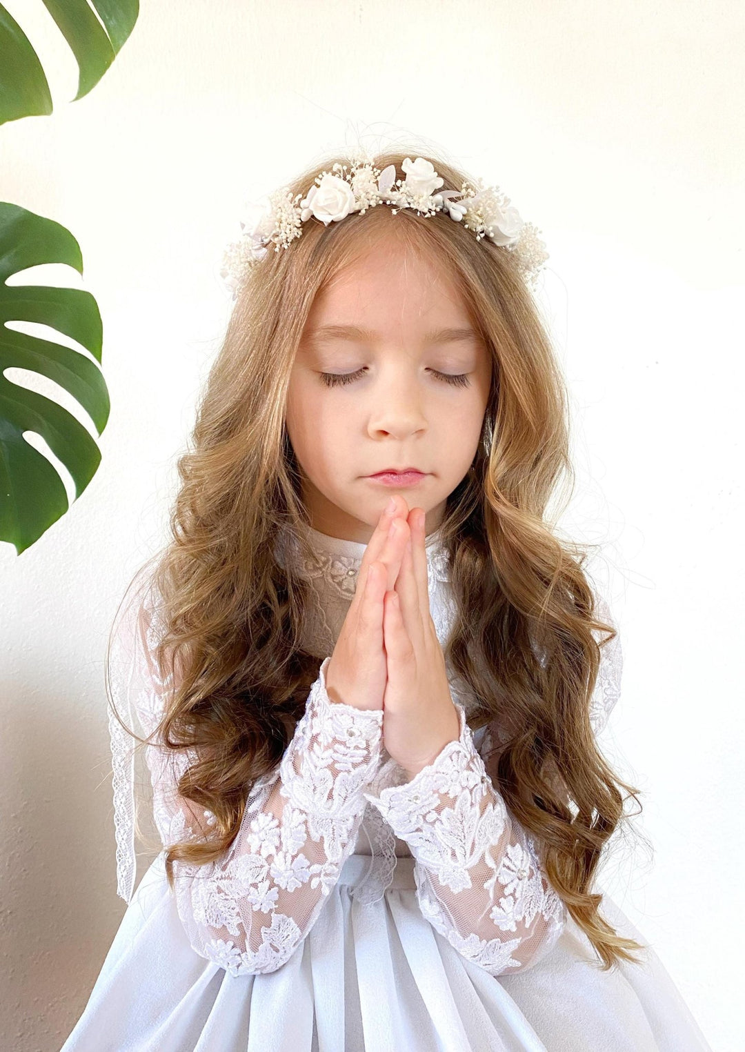 White Rose Communion Crown: Handmade Floral Headpiece – handmade floral hair accessory by magaela