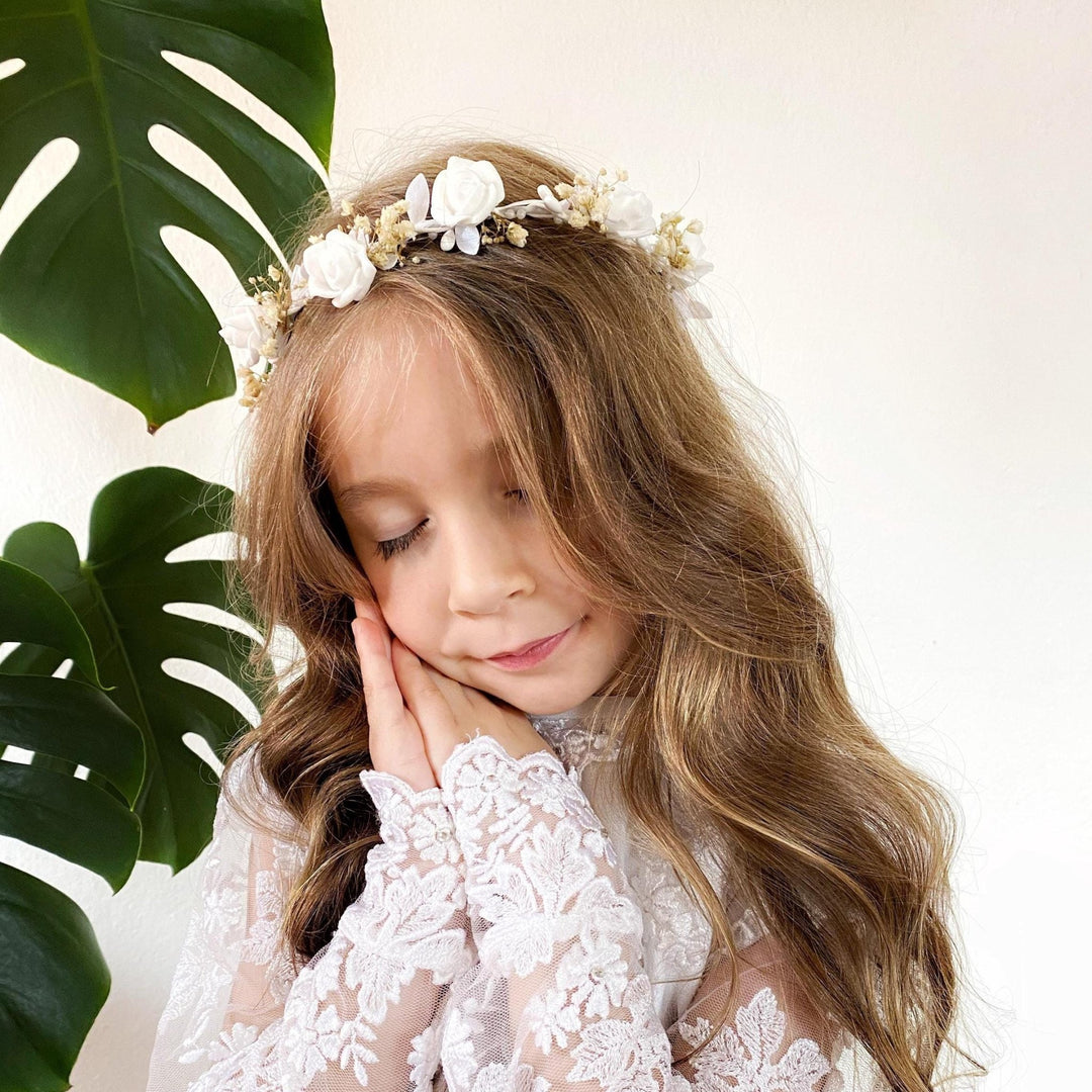 White Flower Girl Crown: First Communion Wreath, Bridesmaid Headpiece – handmade floral hair accessory by magaela