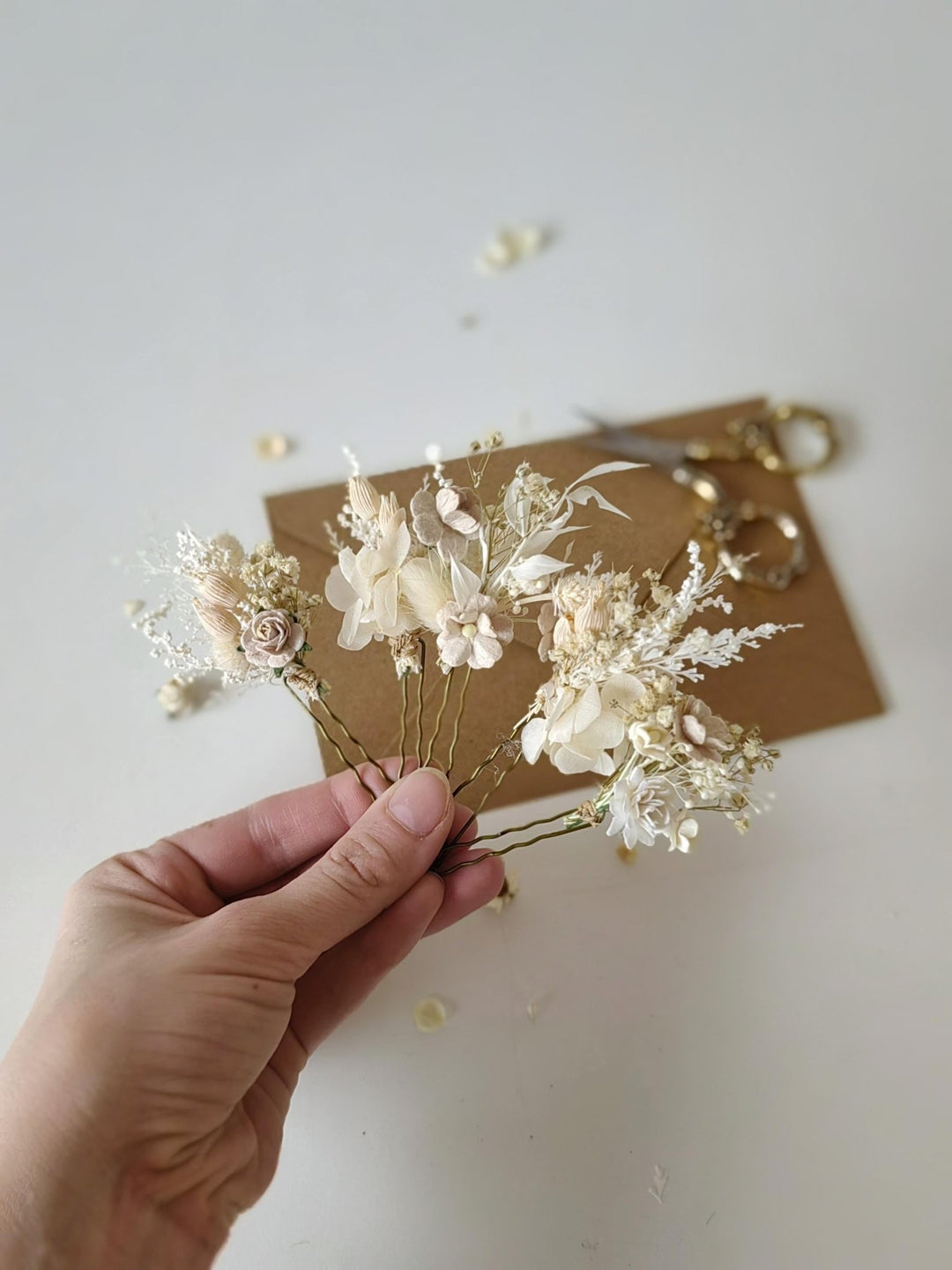 Cream Flower Hairpins: Boho Rustic Wedding Hairstyle – handmade floral hair accessory by magaela