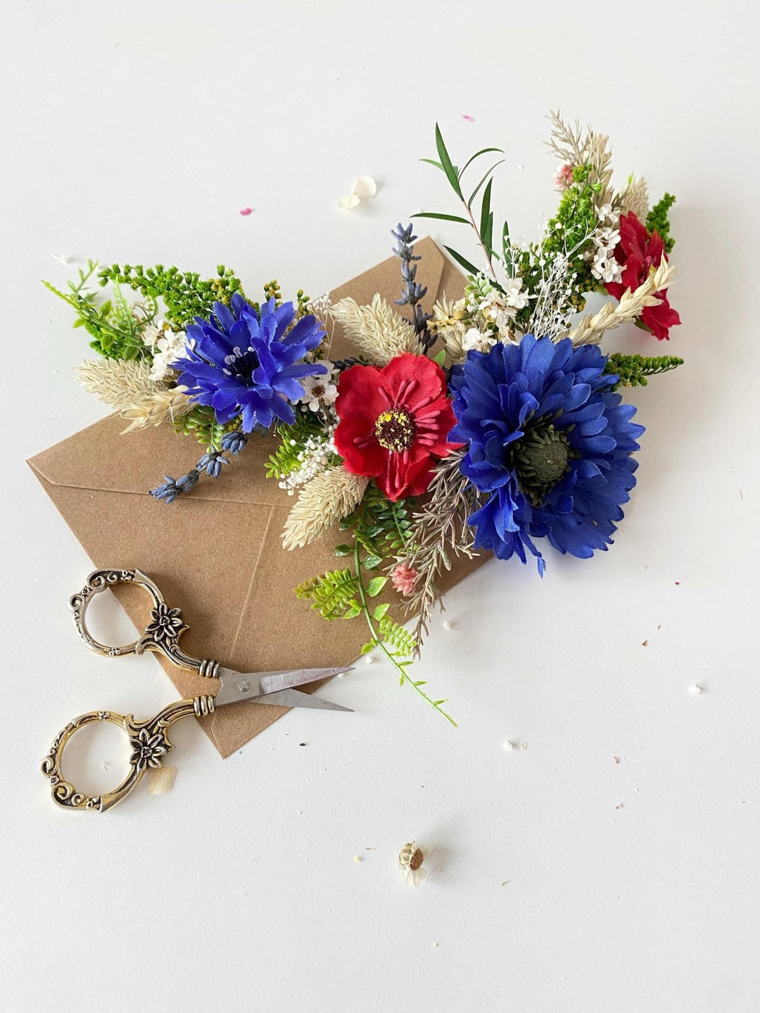 Meadow Wedding Hair Vine: Poppy and Cornflower Bridal Comb – handmade floral hair accessory by magaela