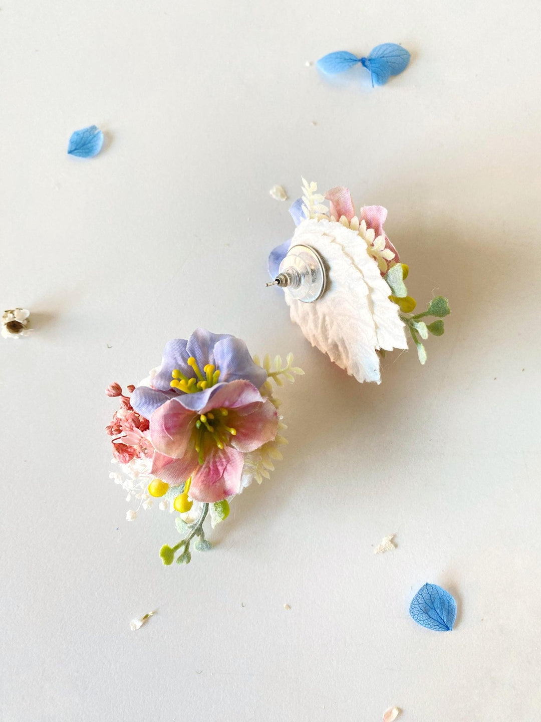 Colorful Flower Stud Earrings: Spring Wedding Jewelry – handmade floral hair accessory by magaela