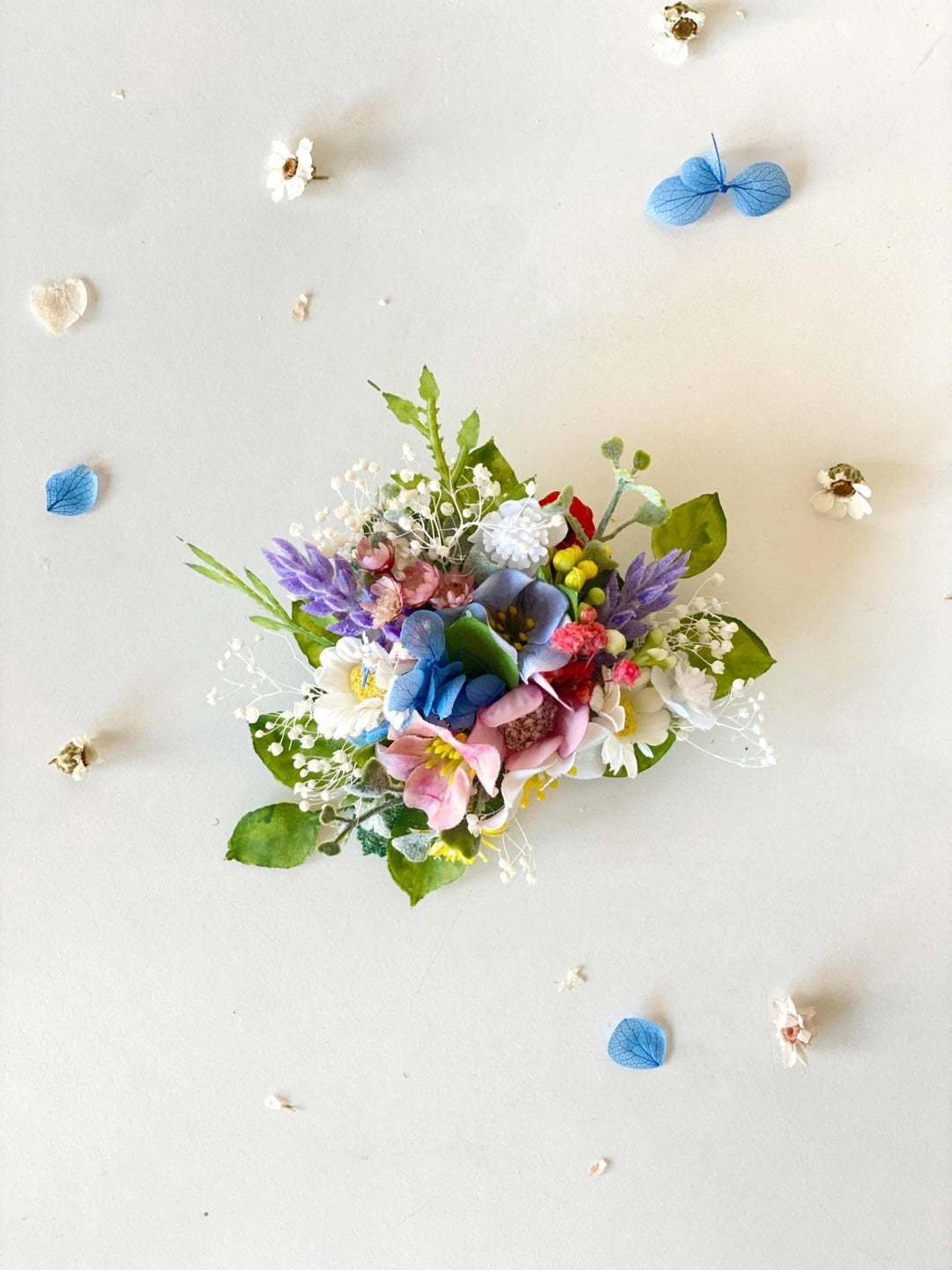 Wildflower Wedding Brooch: Romantic Garden Coat Pin – handmade floral hair accessory by magaela