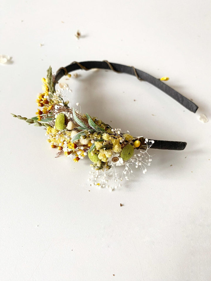 Rustic Flower Headband: Yellow & Green Wildflower Bridal Crown – handmade floral hair accessory by magaela