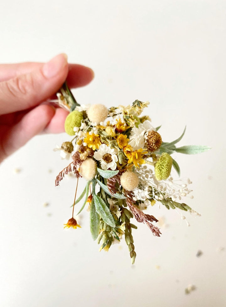 Rustic Flower Boutonniere: Natural Meadow Wedding Corsage – handmade floral hair accessory by magaela